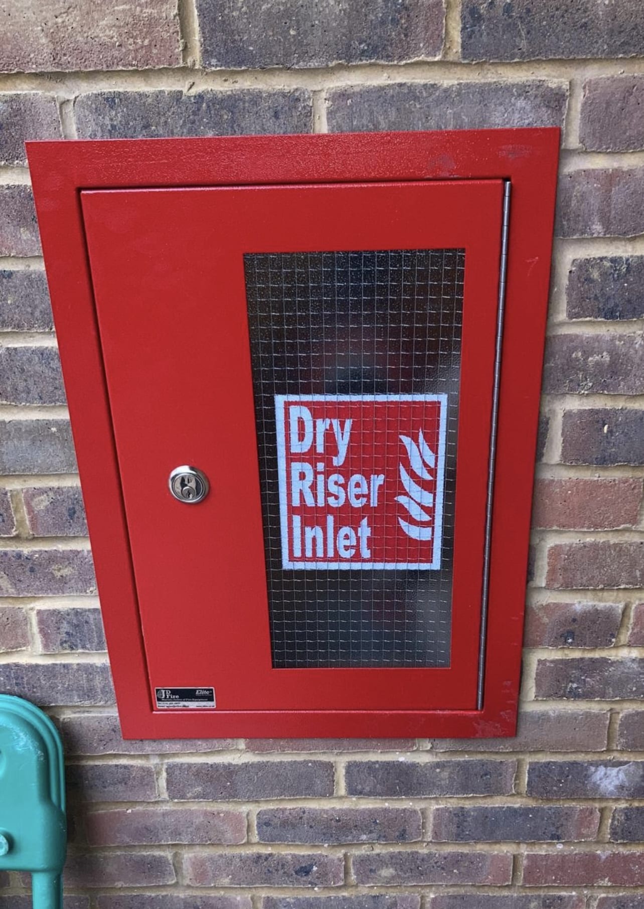 london-dry-riser-installer5